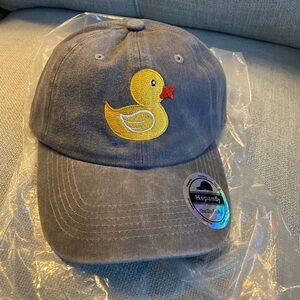 Grey ball cap with embroidered yellow duck